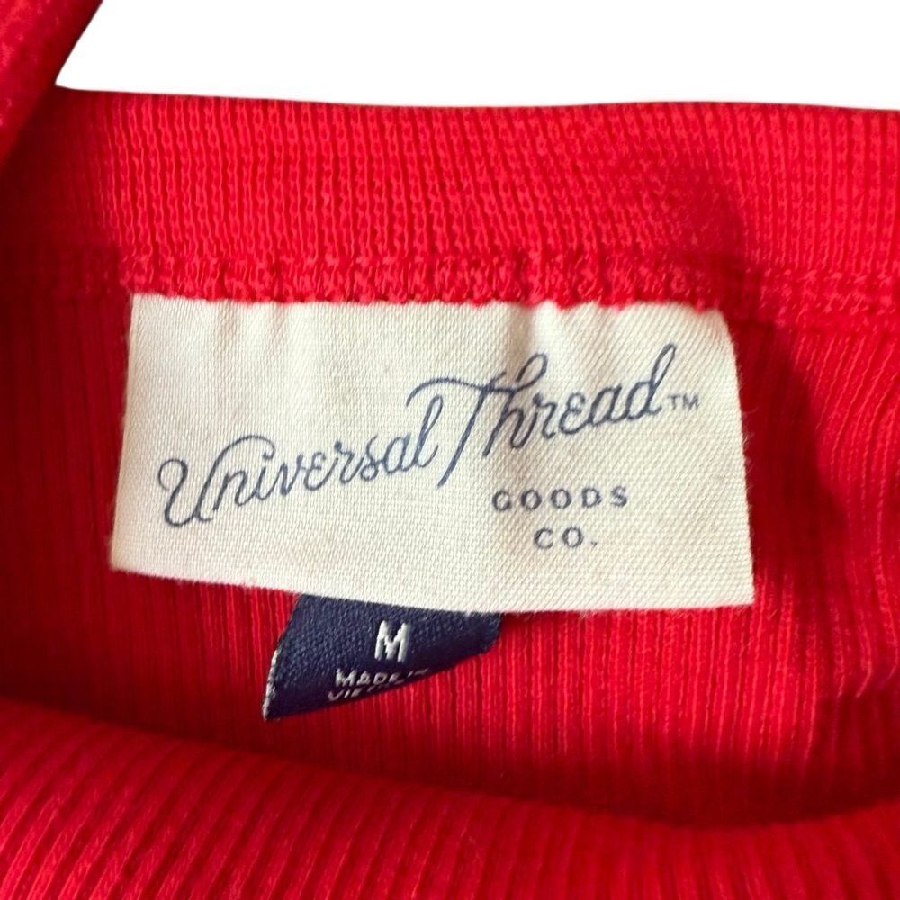 Universal Thread Shrunken Short Sleeve Scoop Neck… - image 5